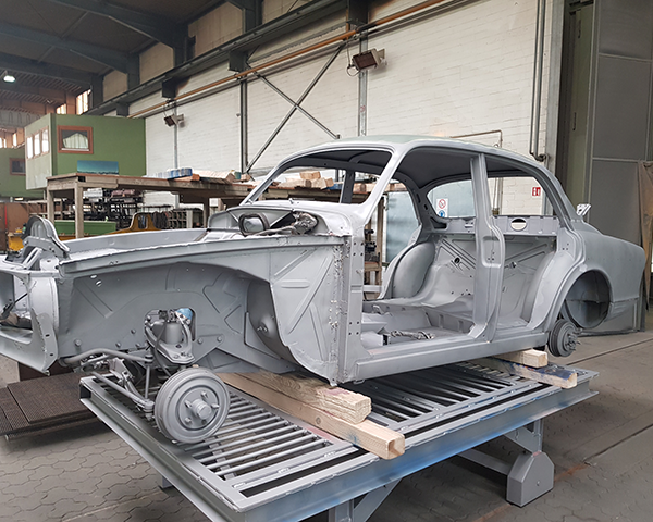 fritz_maschinen_referenzprojekte_lohnstrahlen_karosserie