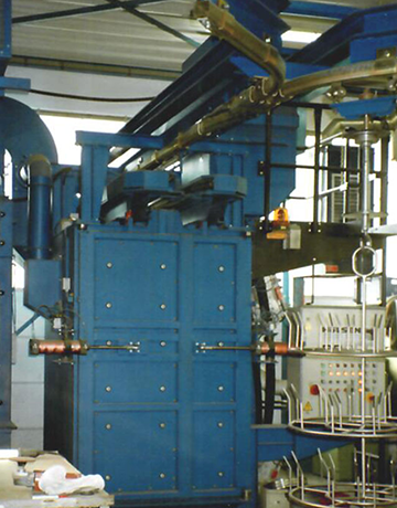 fritz_maschinen_schleuderrad_haengebahnstrahlanlage_gabelbahn